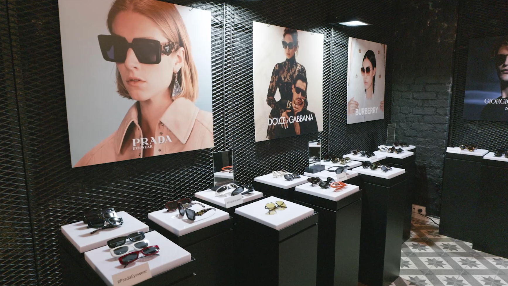 Essilor Luxottica